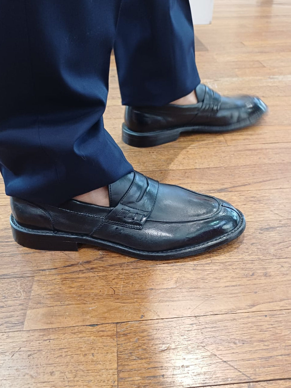 mocassino con passante ideal suola in cuoio