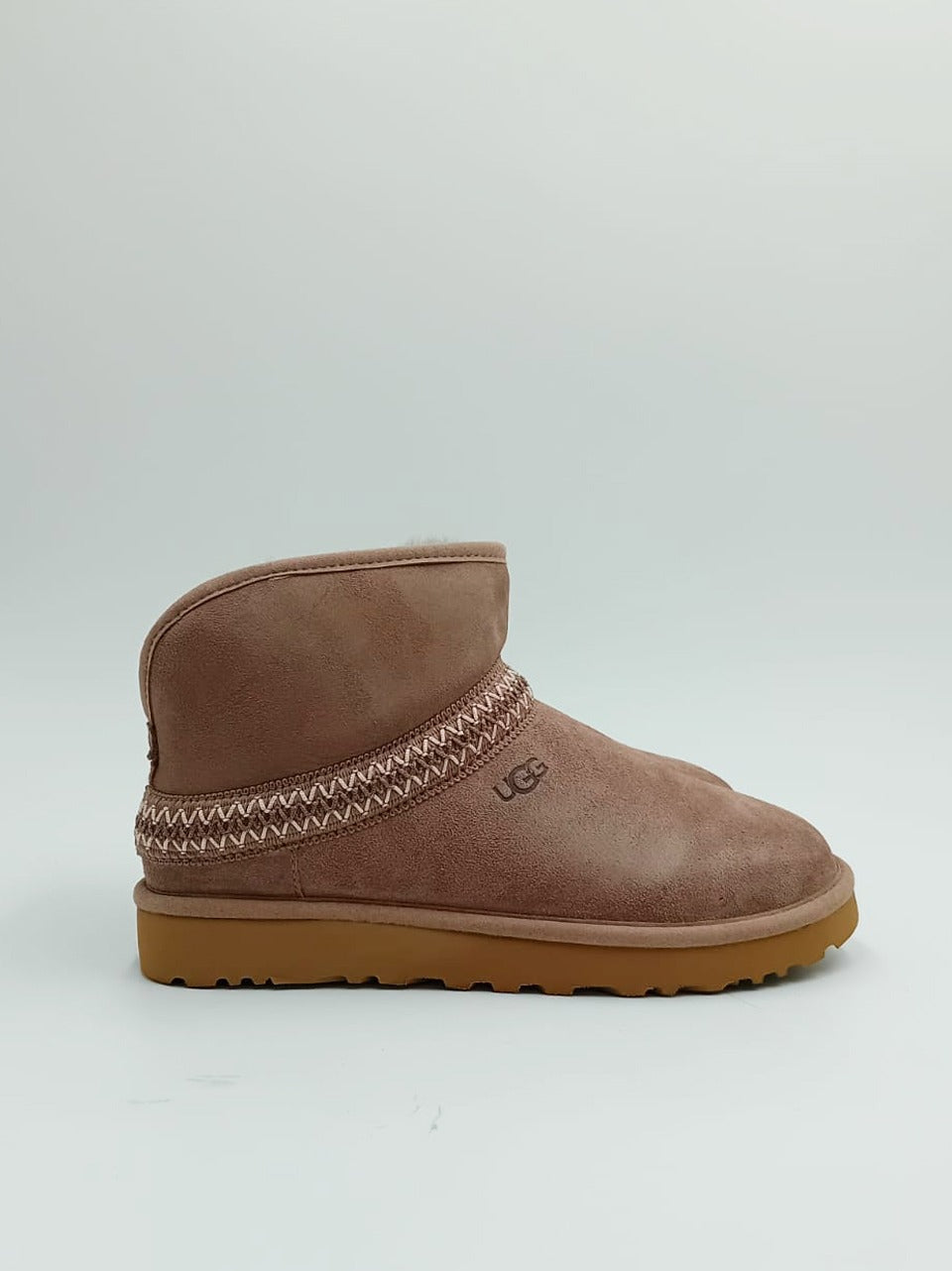 classic mini crescent CLASSIC MINI CRESCENT CARIBU Ugg