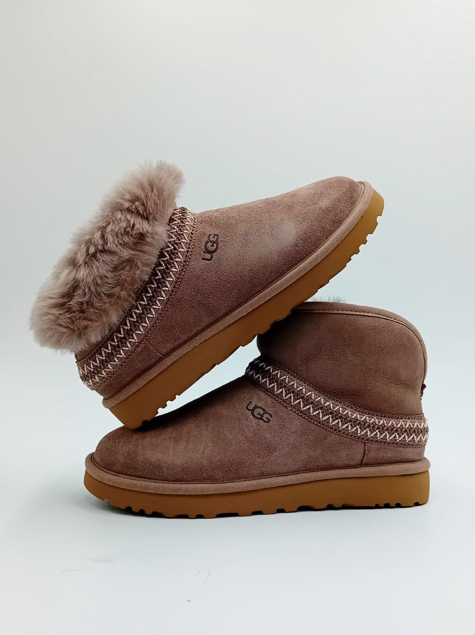 classic mini crescent CLASSIC MINI CRESCENT CARIBU Ugg