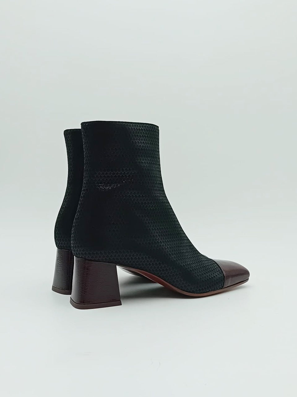 stivaletto tacco 40nn bicolore VOLKIRIA NEGRO\GRAPE CHIE MIHARA