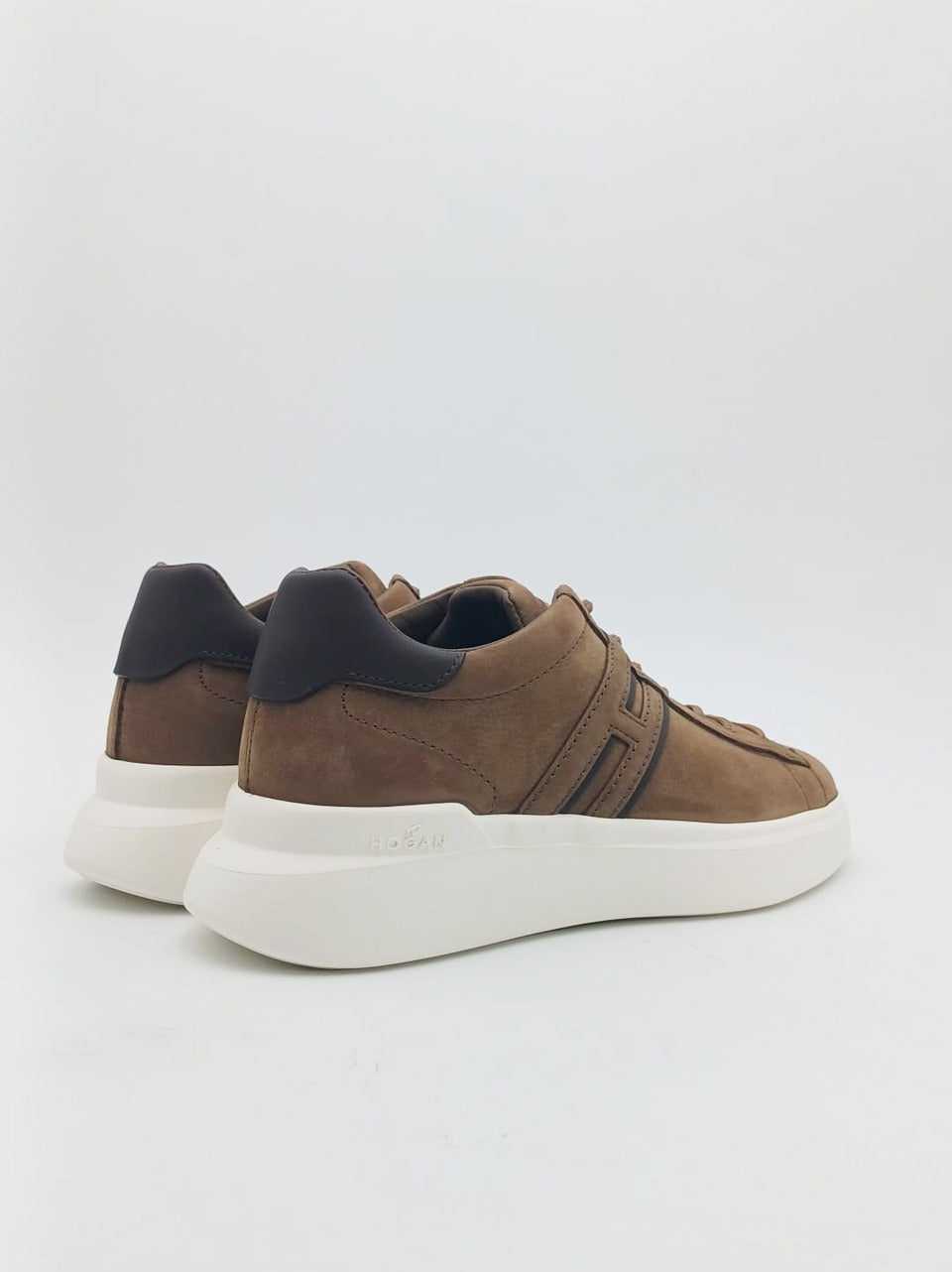 sneakers rebel HXM580DV42UIE0FDQ TAUPE HOGAN