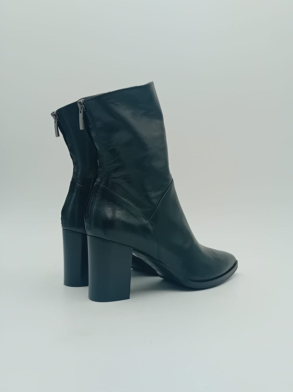 stivaletto con zip posteriore tacco h 70 mm 7038\5 OLDNERO
