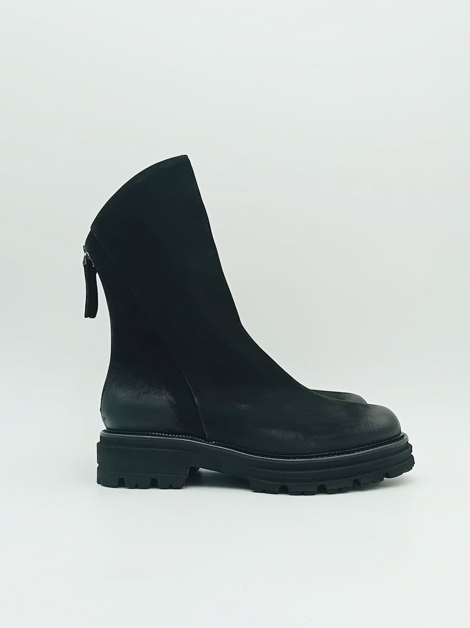 stivaletto suola track con zip posteriore 3270 WASHNERO MAT:20