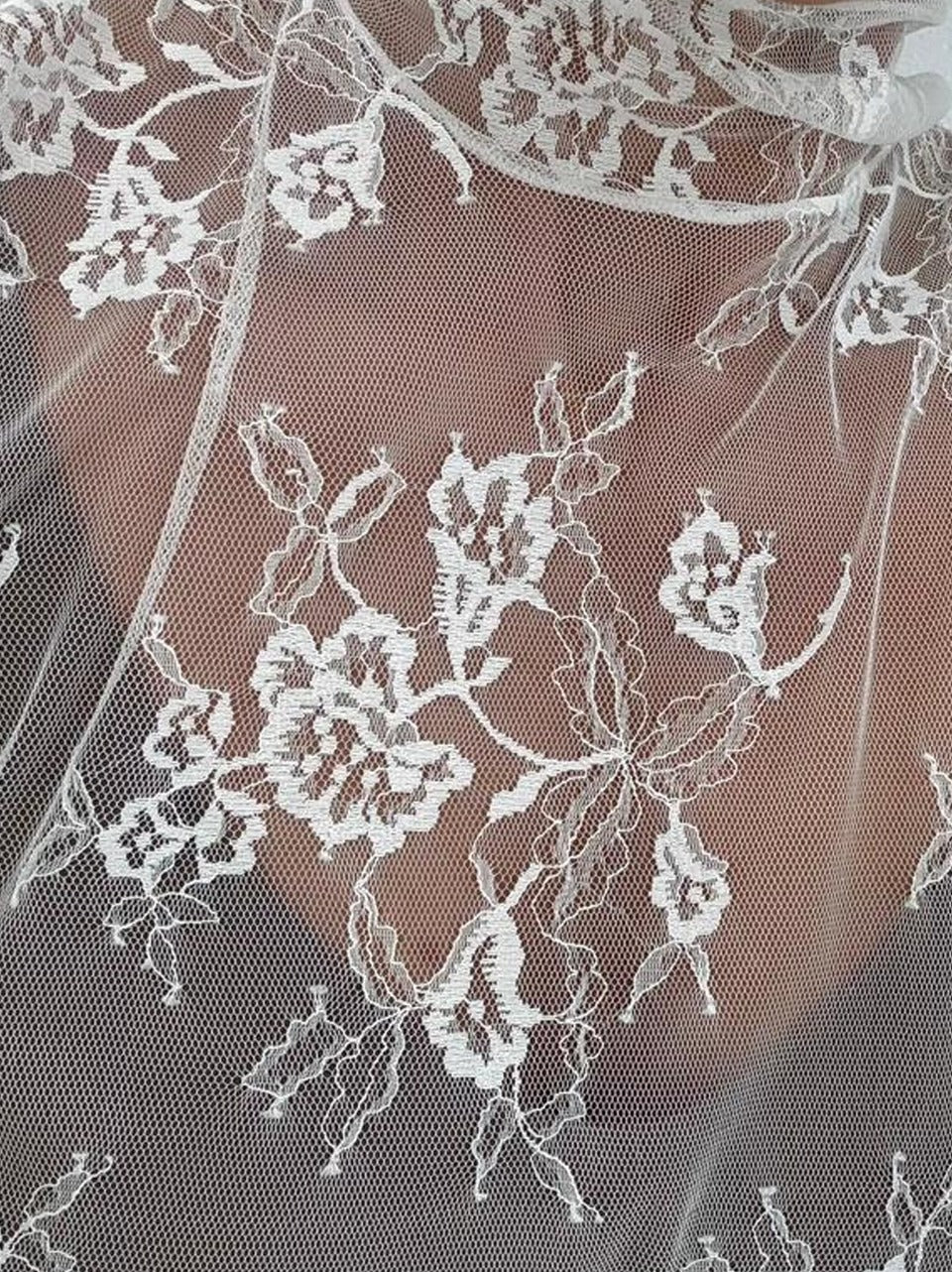 blusa in pizzo collo alto 8M0349 J0050 B Patrizia pepe