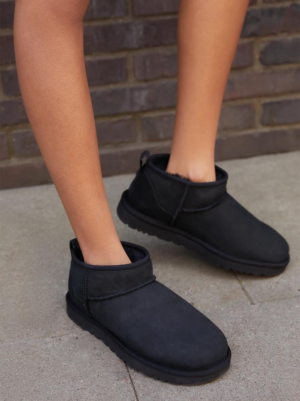 classic ultra mini W CLASSIC ULTRA MINI BLACK Ugg
