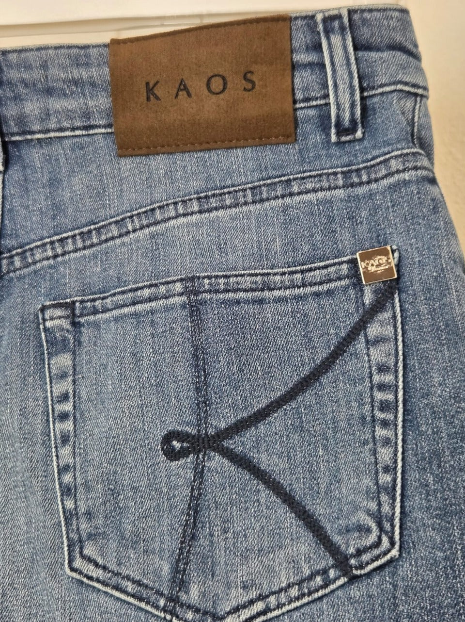 bermuda in denim 6MG018 D KAOS