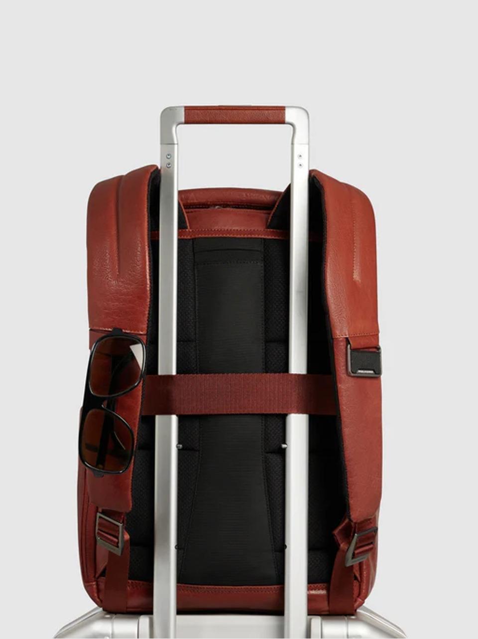 zaino 14'' in pelle bufalo CA7021S141 CUOIO PIQUADRO