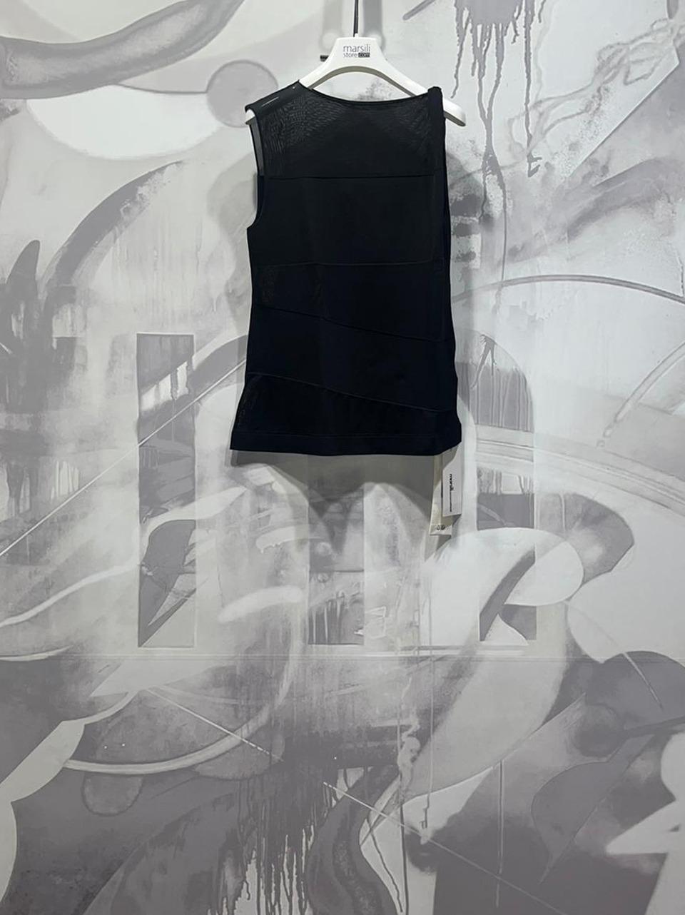 top in maglia a voile F5SE12. NERO LIviana conti