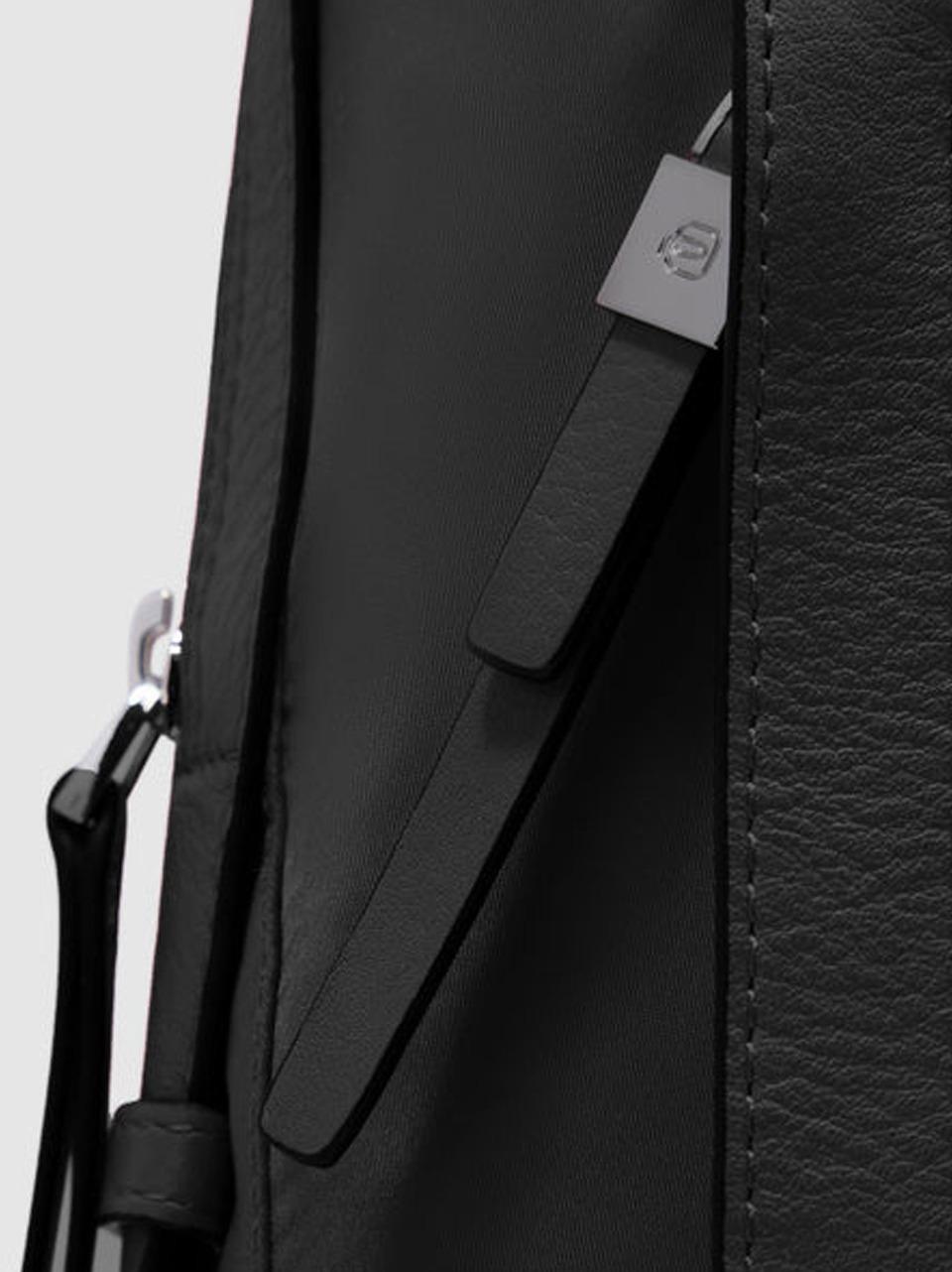 CA4576W92T NERO PIQUADRO