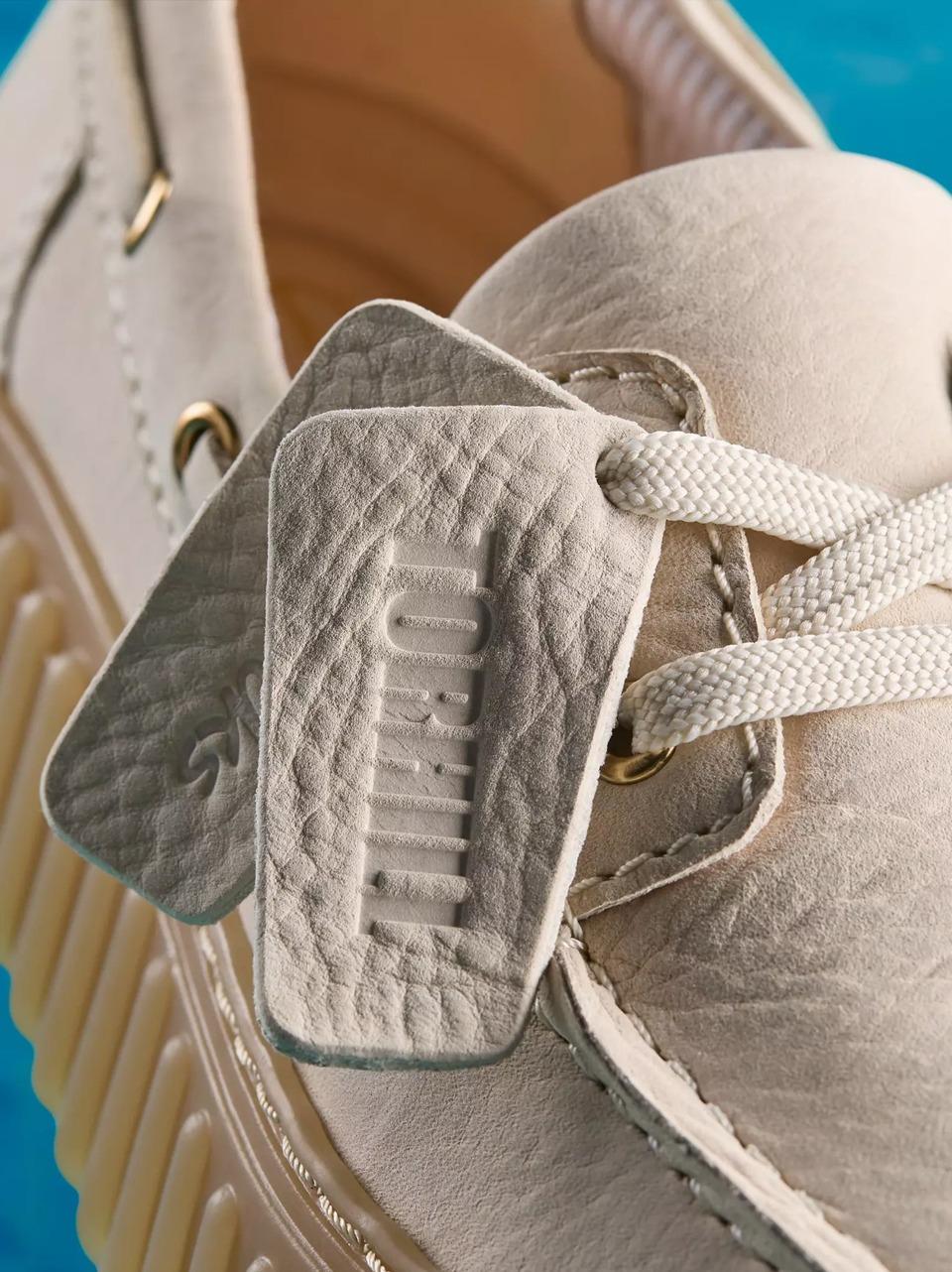 barca fondo alto TORIN BOOT CREAM Clarks
