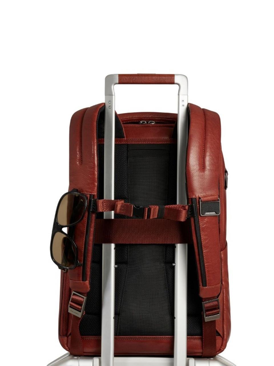 zaino 15,6''in pelle bufalo CA7022S141 CUOIO PIQUADRO