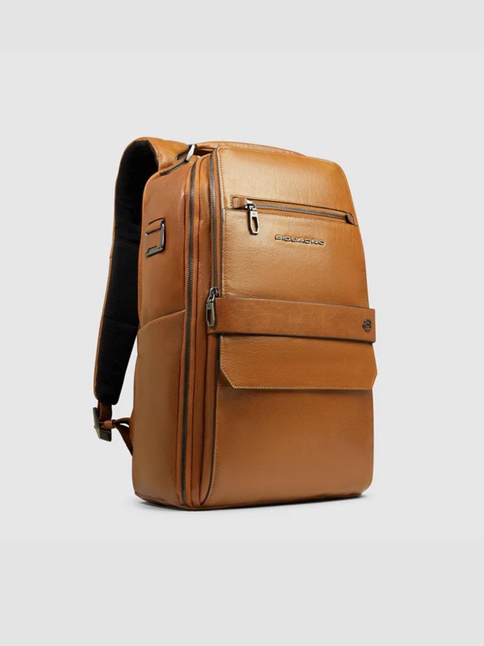 zaino 14'' in pelle bufalo CA7021S141 BEIGE PIQUADRO