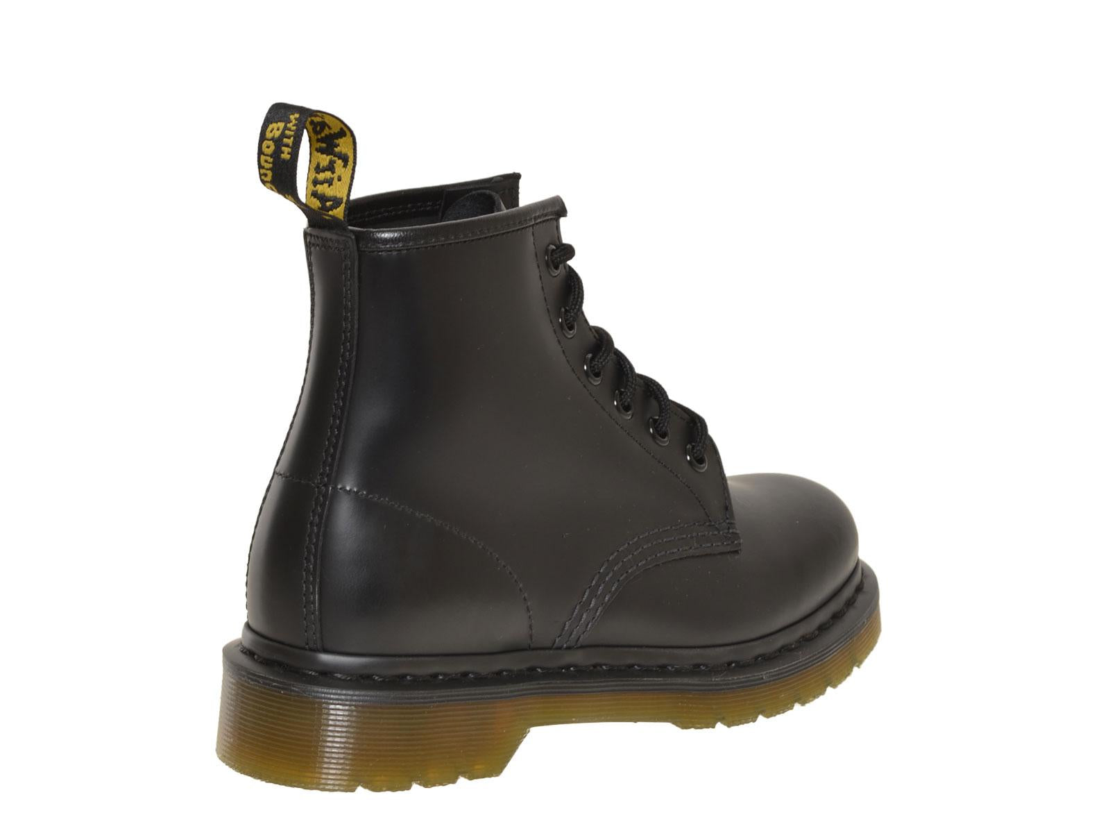 101-10064001 BLACK Dr Martens