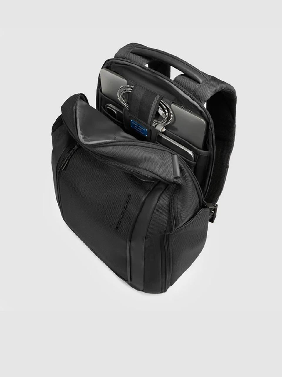 zaino 15,6'' tessuto riciclato e pelle CA6928S143BM NERO PIQUADRO