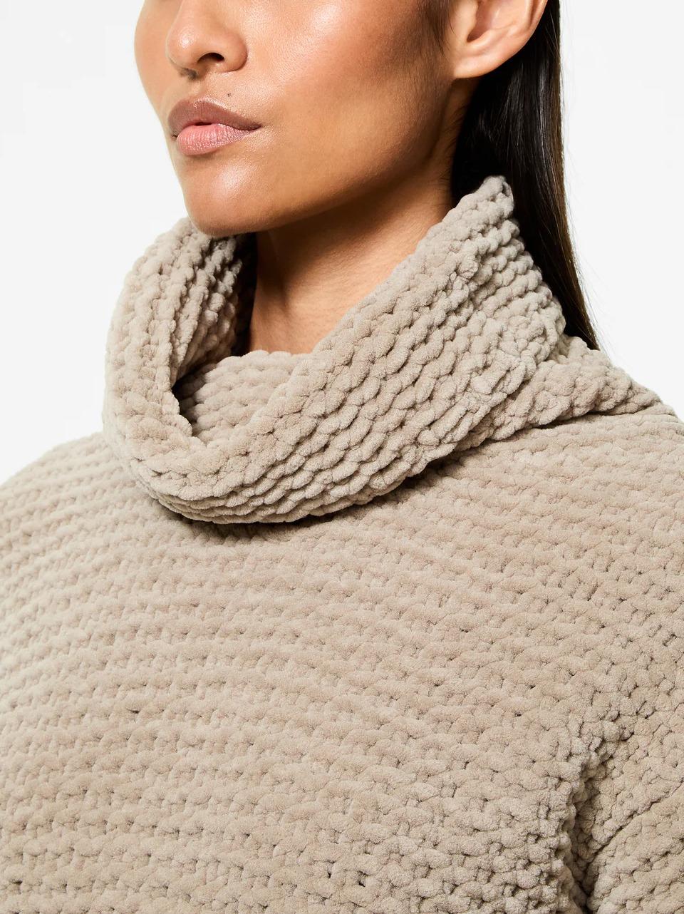 cinemat turtle neck W25659 87 RRD