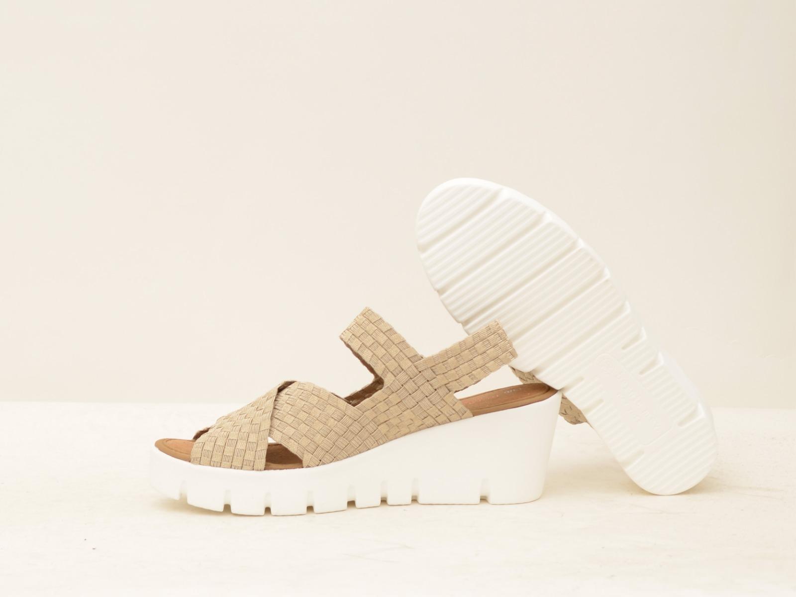 BUTTERCUP LIGTH GOLD bernie mev