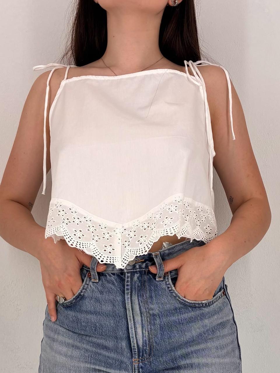 cut work top IN 1766 WHITE GLAMOROUS