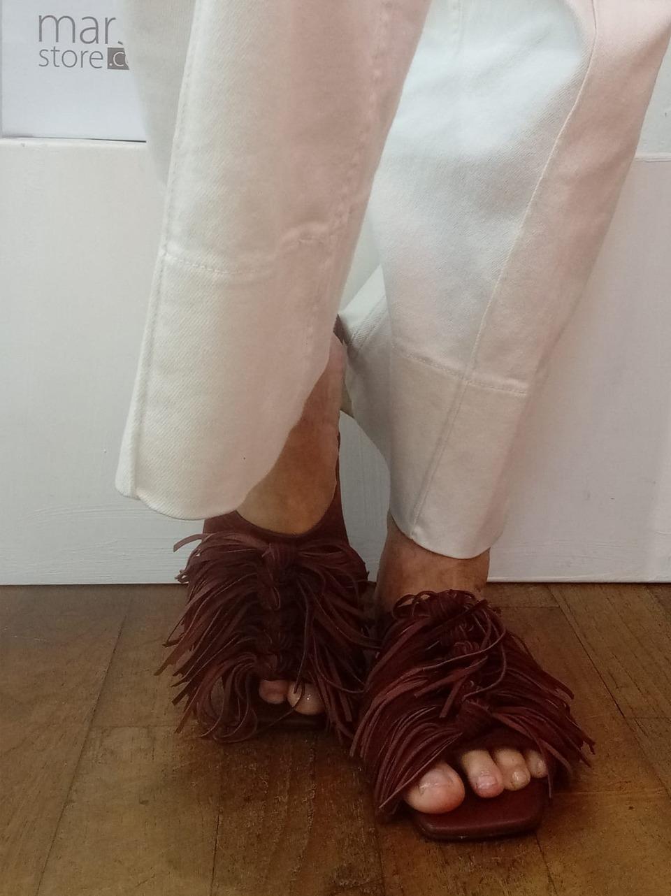 sabot spuntato con frange BRIGITTE MARSALA ASH