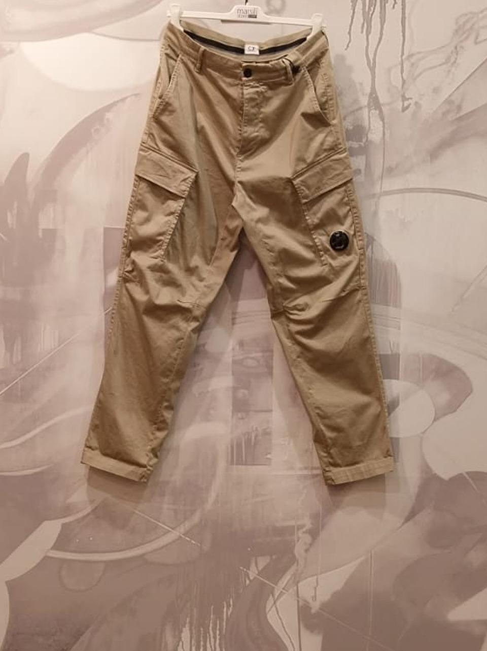 18CMPC166A 0056945 327 C.P COMPANY