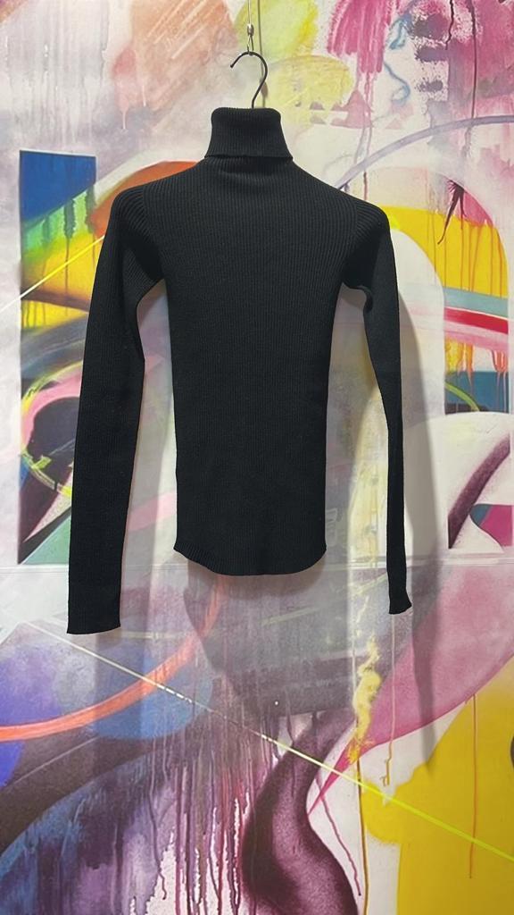 KN003 0990 ATTIC AND BARN