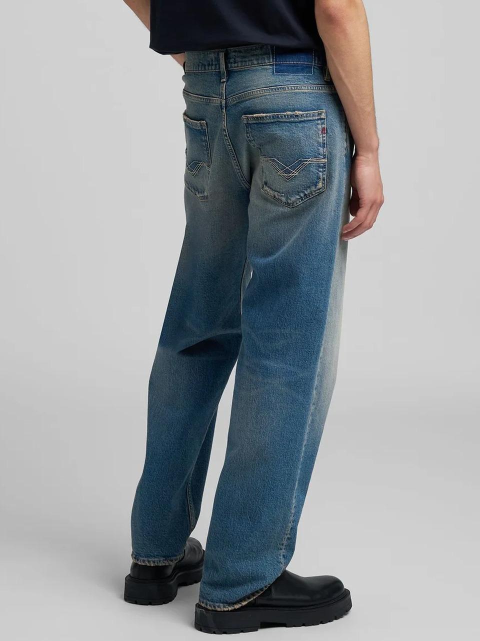 M1031R 727 952 replay