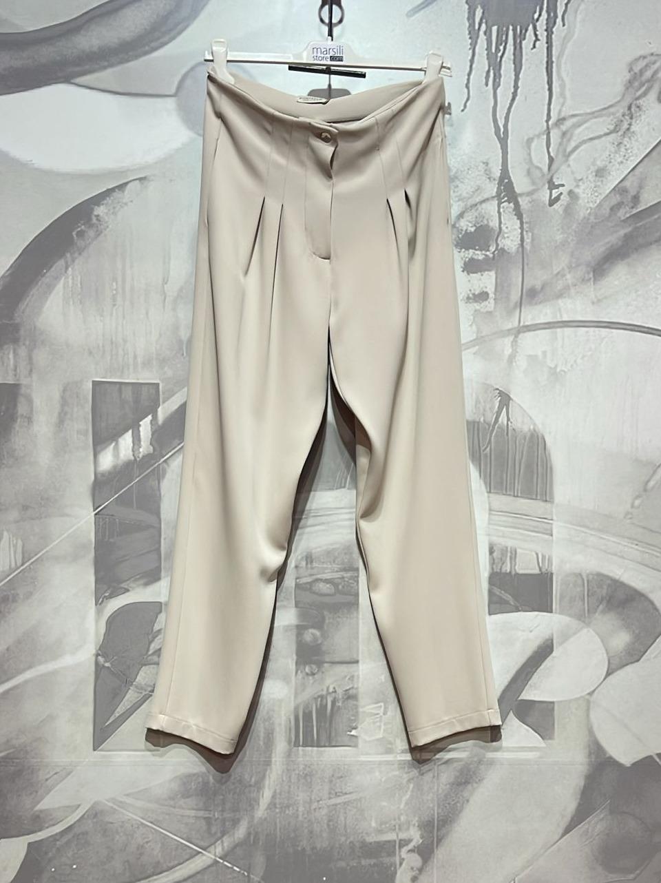 21101 BURRO Kontessa