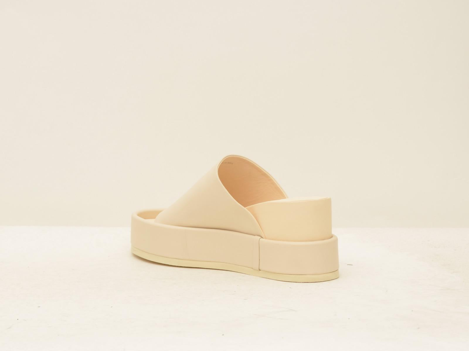 L.02 VANIGLIA STRATEGIA