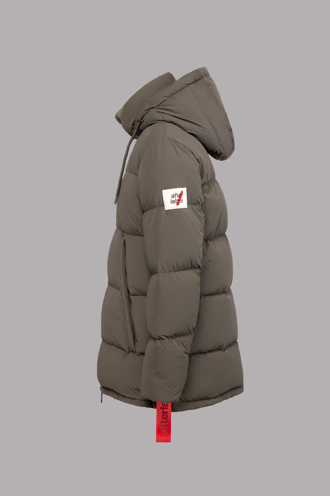 AL019 N78641 V after label