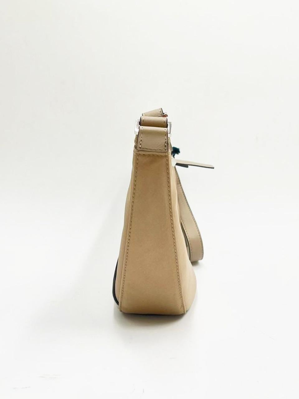 borsa mezzaluna CA6855W92T BEIGE PIQUADRO