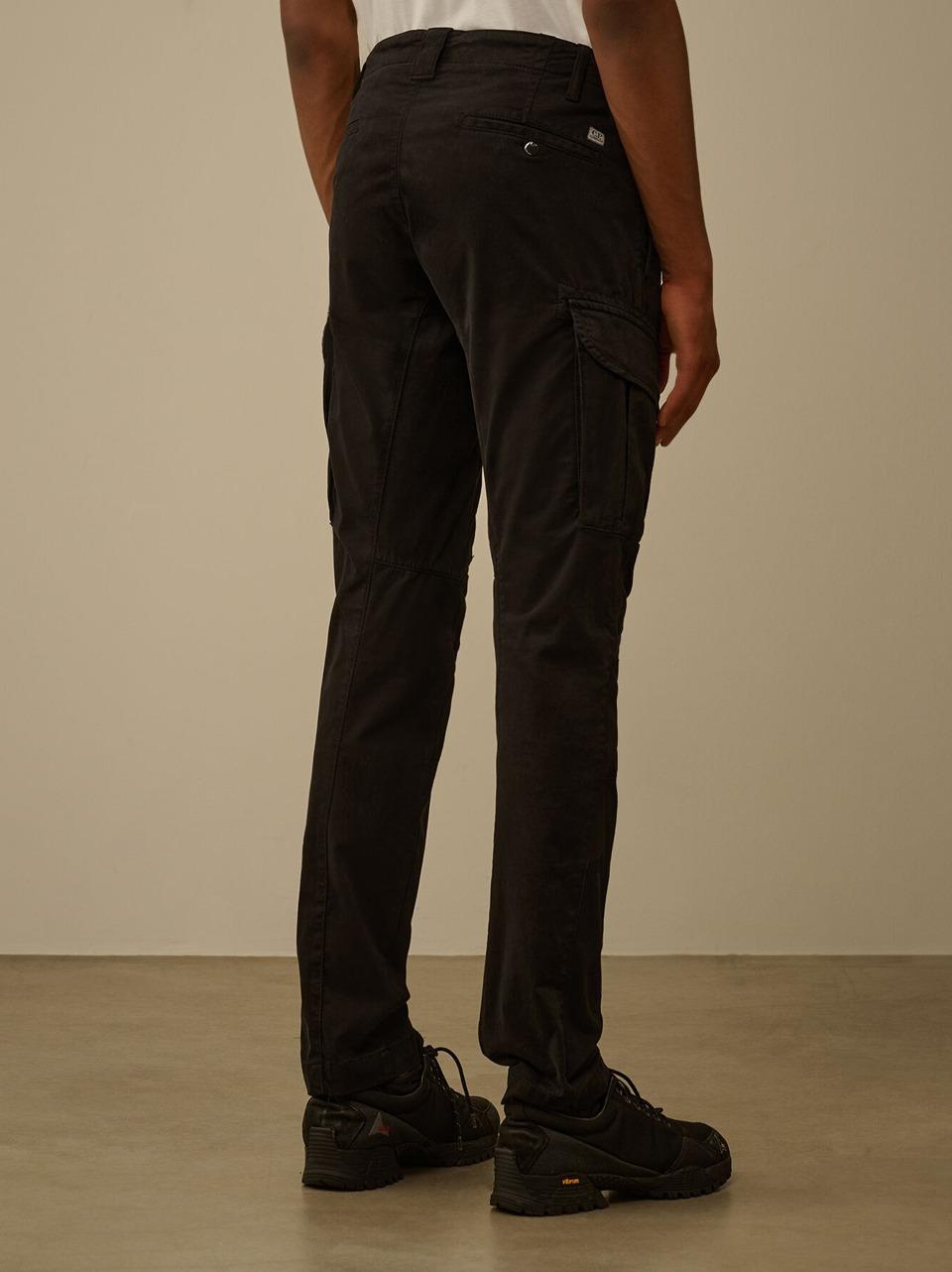 pantalone satin slim cargo PA732A005529G N C.P COMPANY