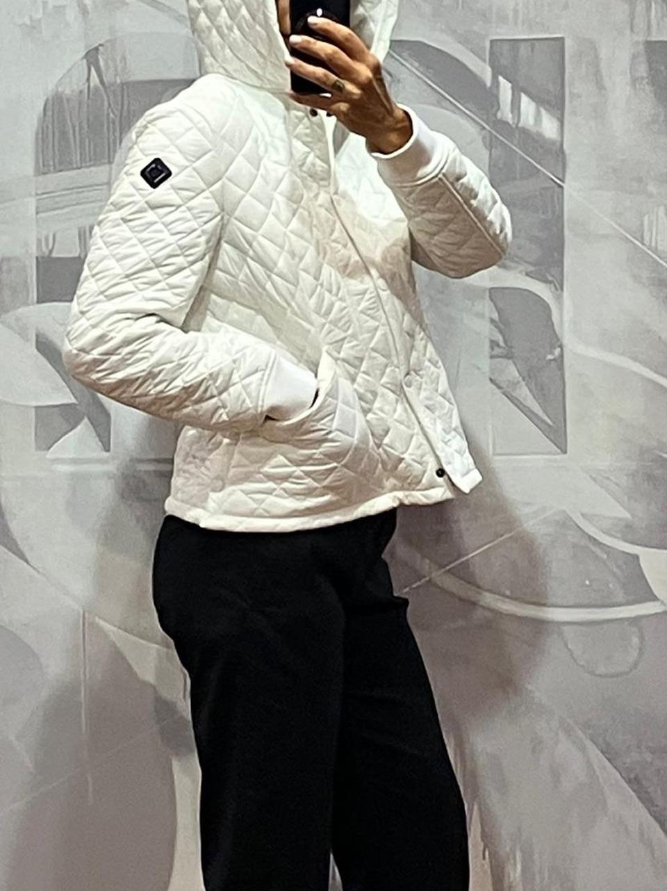 giacca con cappuccio trapuntato W0030 H0060 MILK