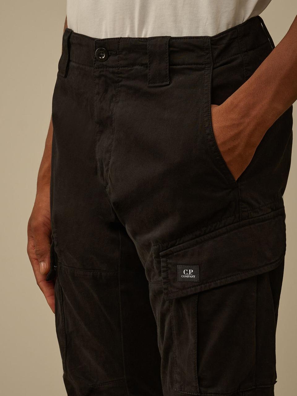 pantalone satin slim cargo PA732A005529G N C.P COMPANY