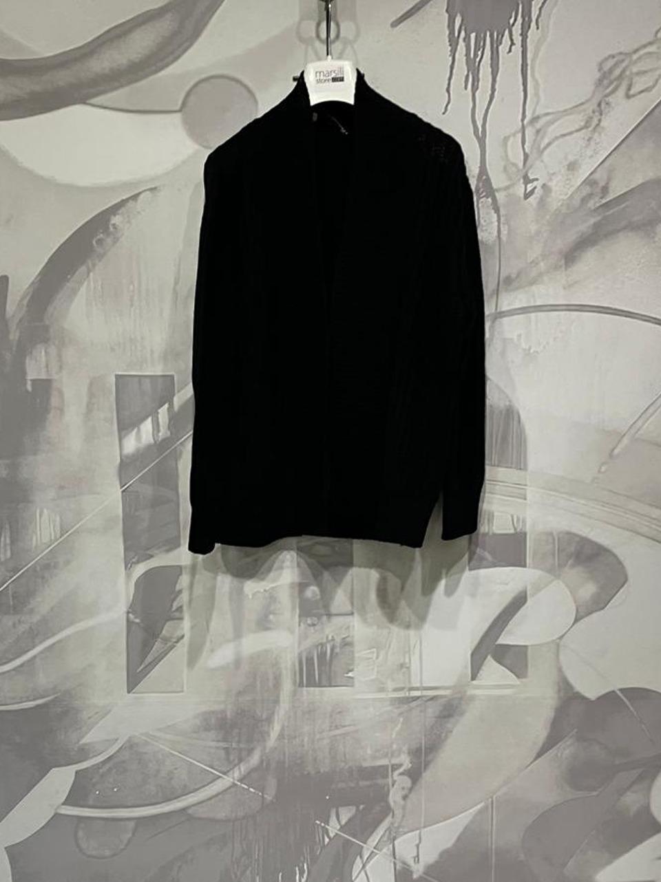 cardigan coste 1090\120 N Jucca