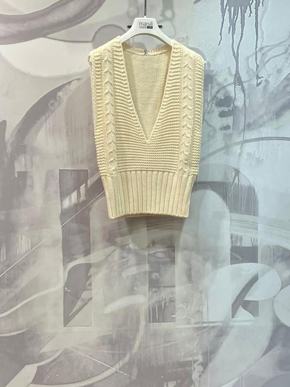 F5WD04 A10 LIviana conti