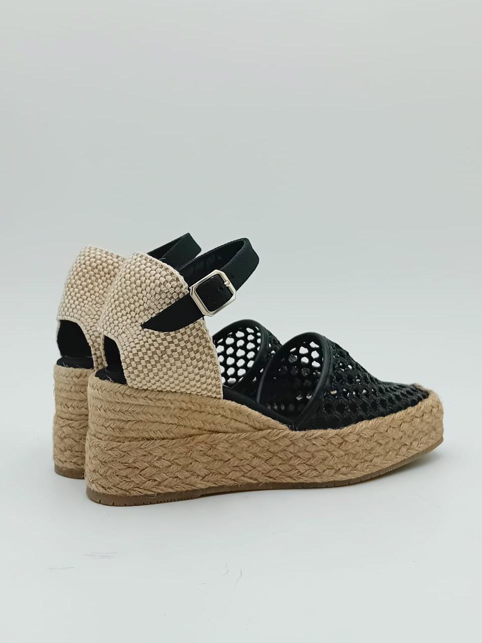 sandalo zeppa in rafia intrecciata KAIA BLACK PALOMITAS by paloma barcelo