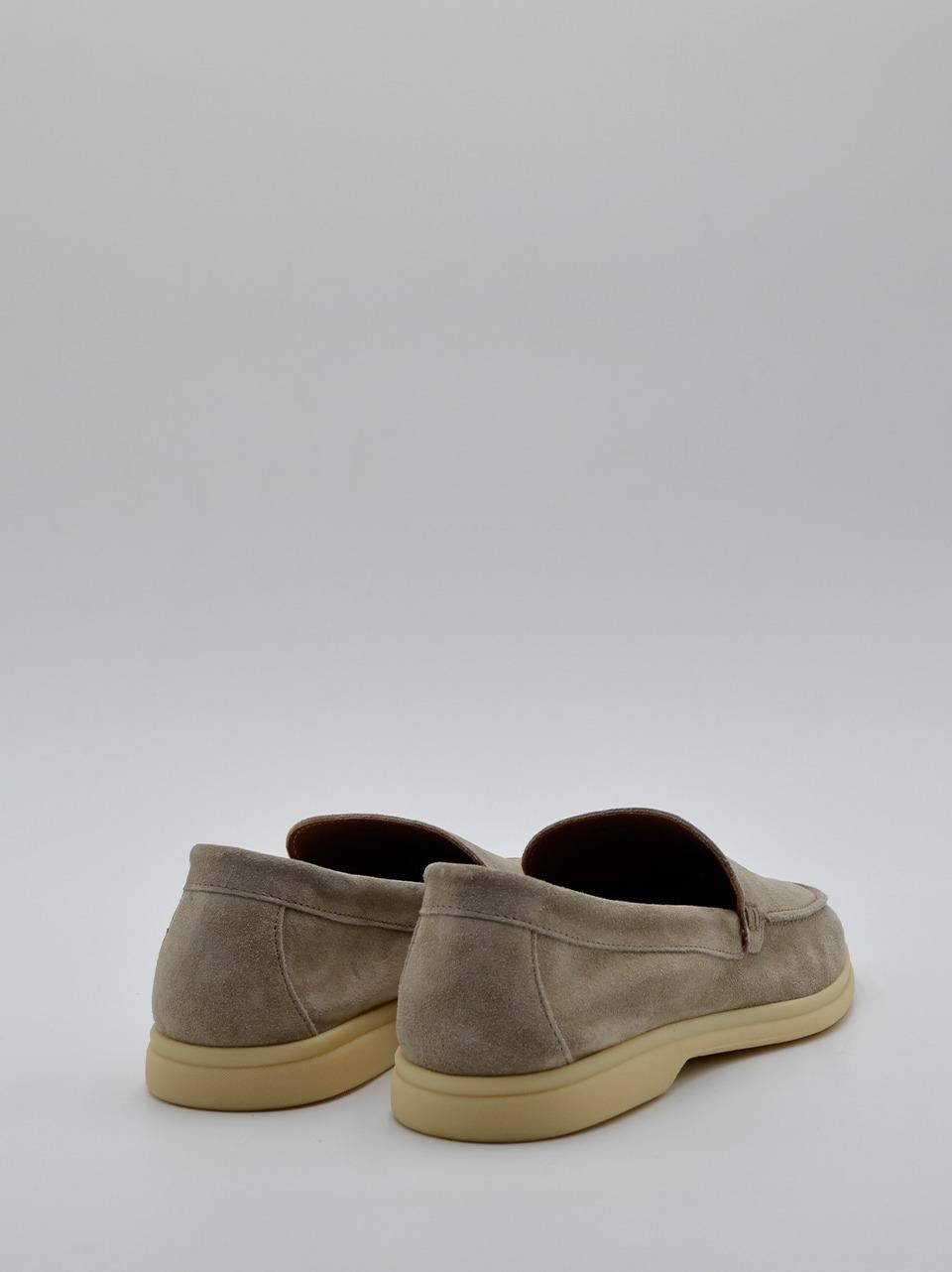 4924 E25 ANTILOPE MICHAEL DASS