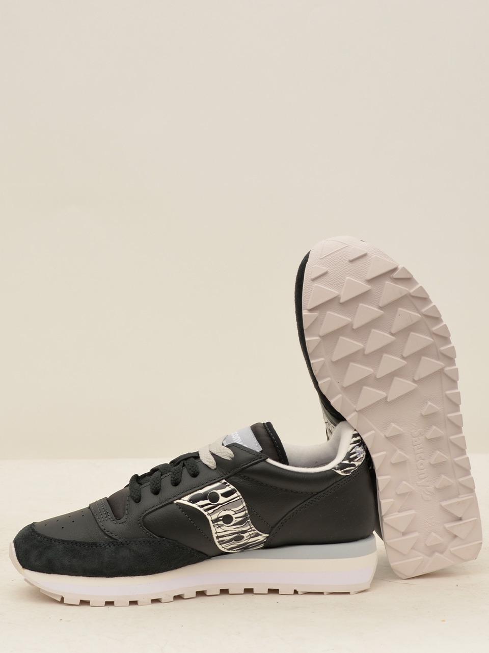 jazz triple S60793-2 BLACK SAUCONY
