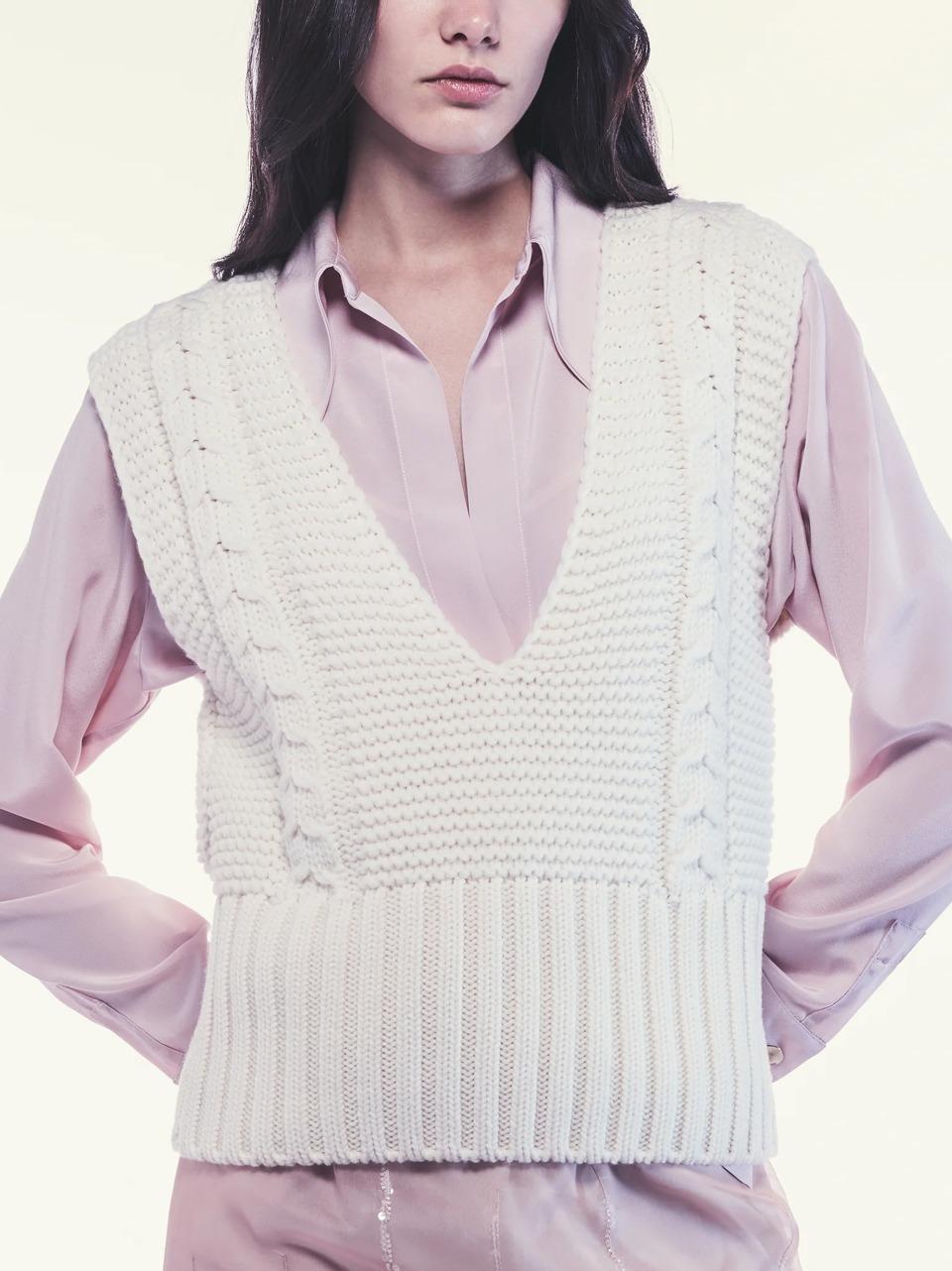 F5WD04 A10 LIviana conti