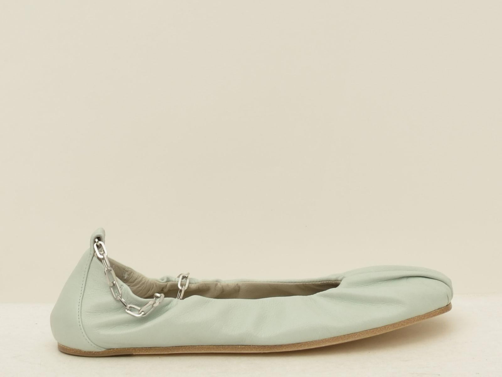 4004 TIFFANY VIC MATIE'