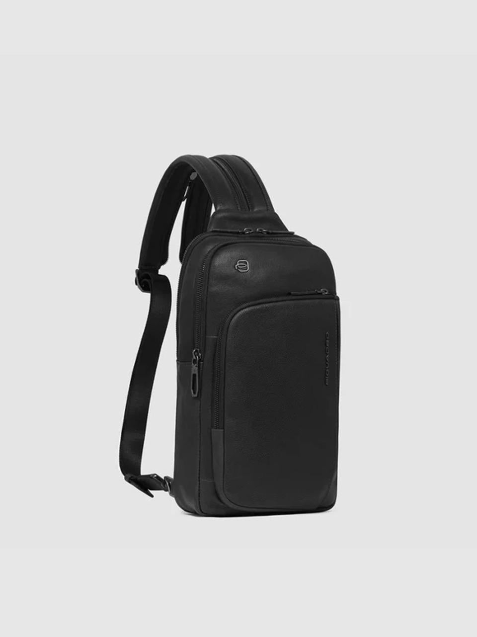 monospalla zainabile cronos CA6686S134 NERO PIQUADRO