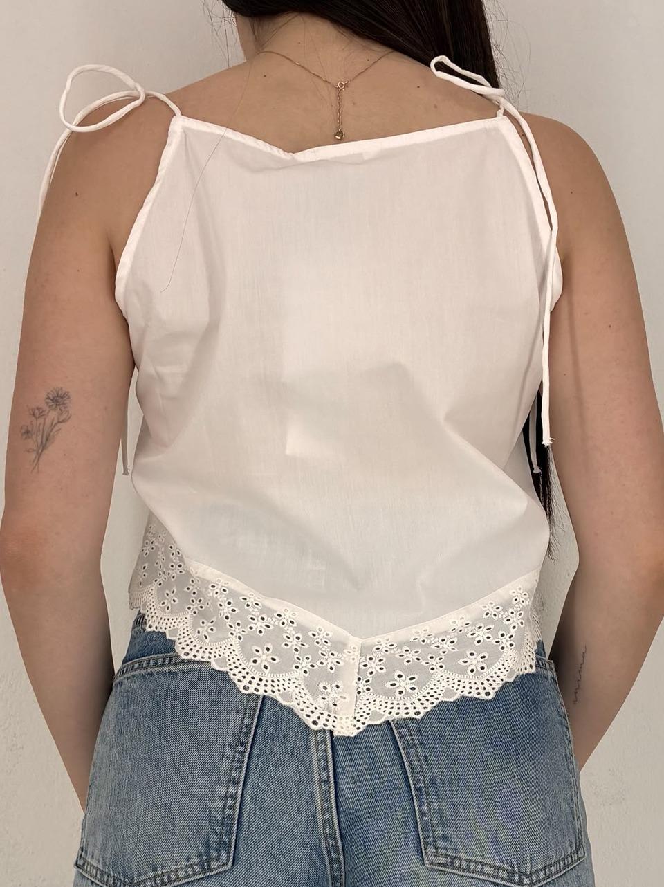 cut work top IN 1766 WHITE GLAMOROUS