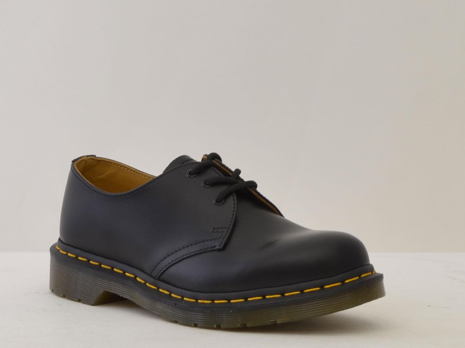 1461 derby 3 fori cucitura gialla smooth 1461 11838002SMOOTH BLACK Dr Martens