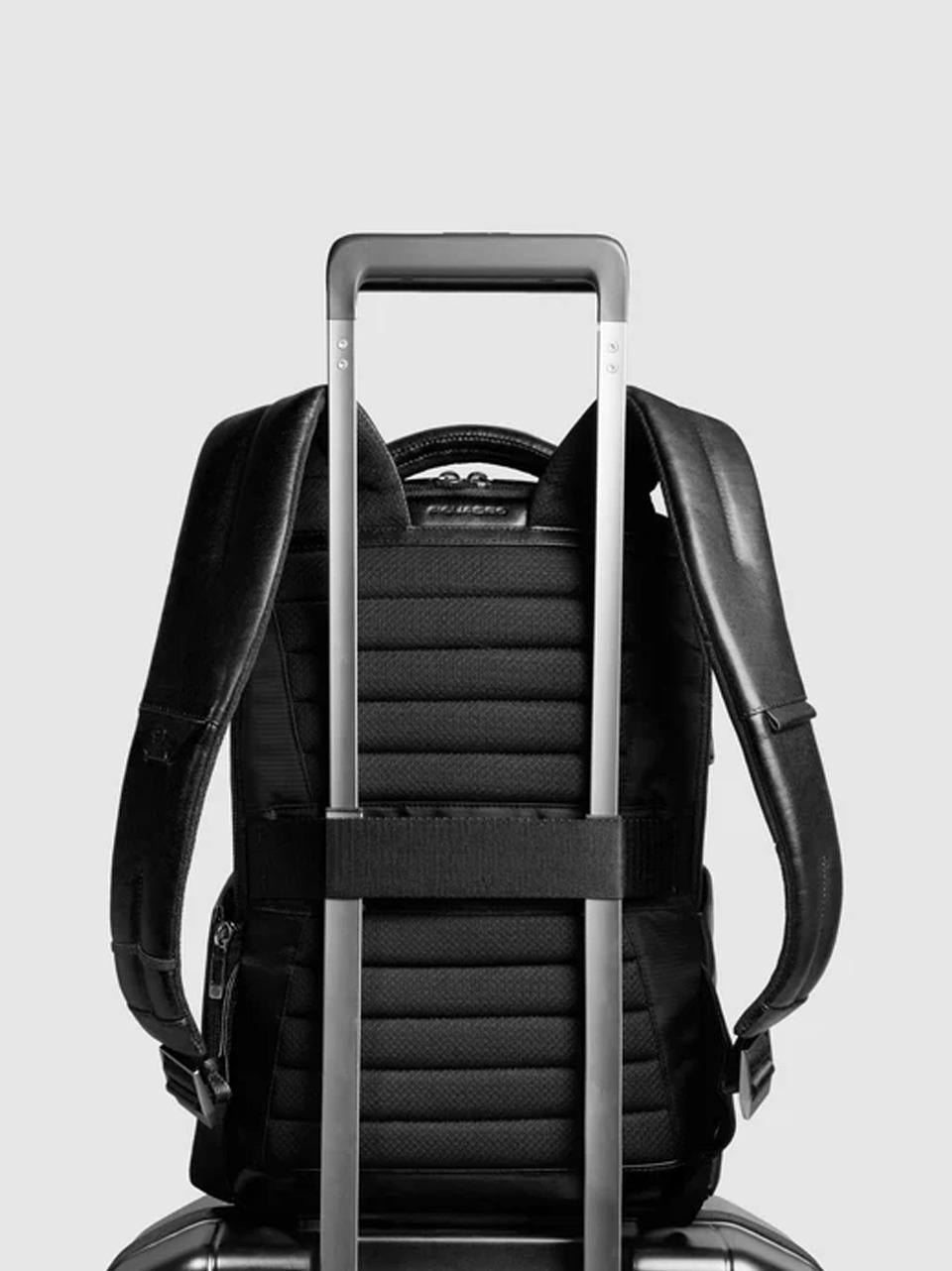 zaino 13'' CA6795W136 NERO PIQUADRO