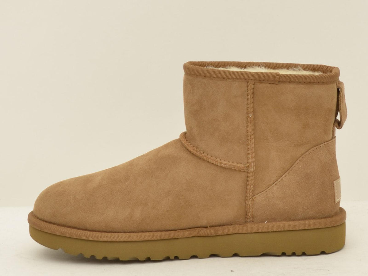 UGSCLMCN1016222W. CHESNUT Ugg