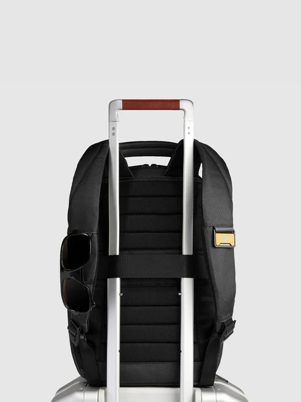 zaino 14'' tessuto riciclato e pelle CA6927S143 NERO PIQUADRO