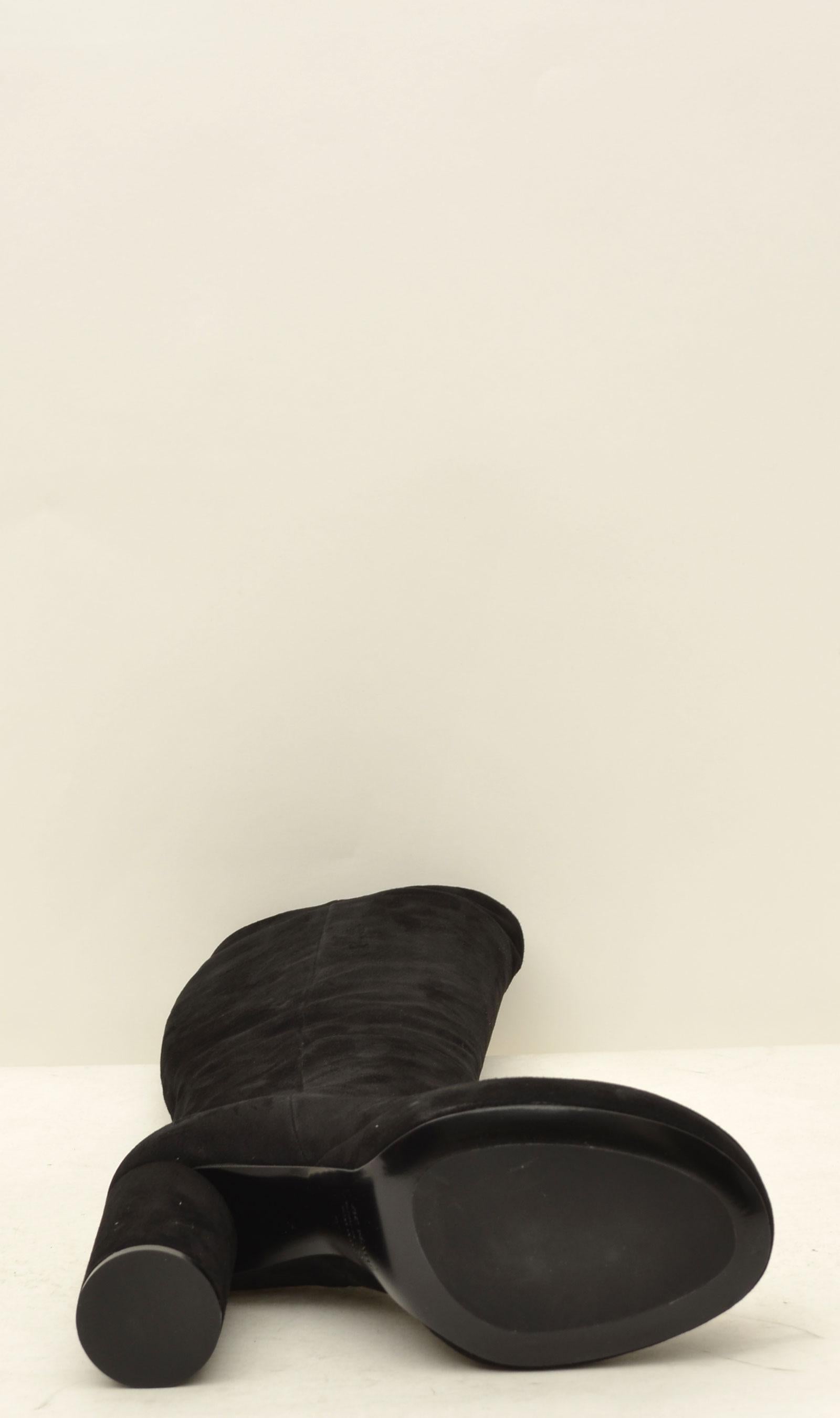 1B5200D-B14B180101 BLACK VIC MATIE'