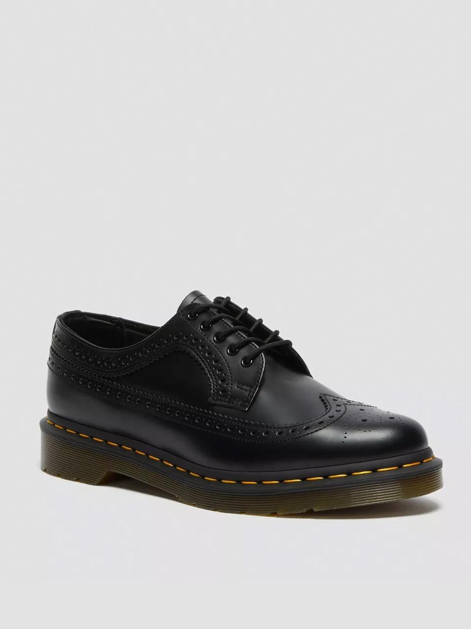 derby brogue cucitura gialla 3989YS222001 BLACK Dr Martens