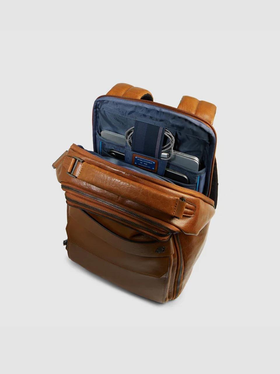 zaino 14'' in pelle bufalo CA7021S141 BEIGE PIQUADRO