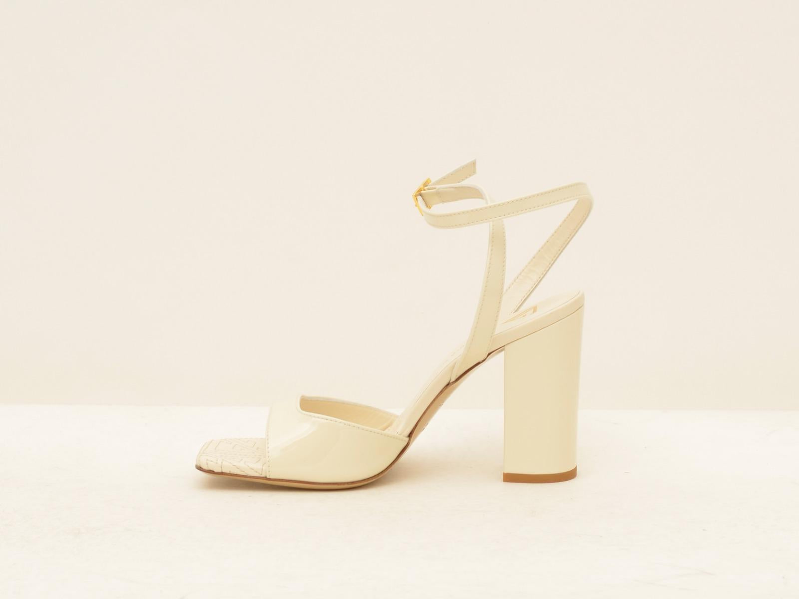 IS7027 GESSO GIAMPAOLO VIOZZI