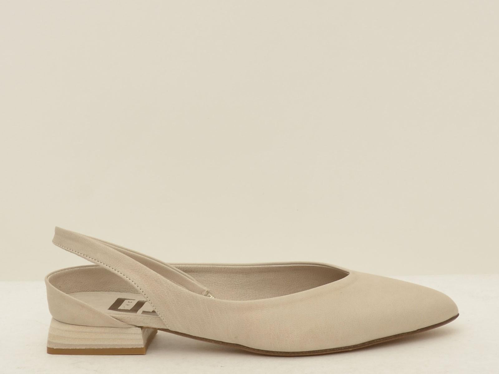SP191 TAUPE THE S